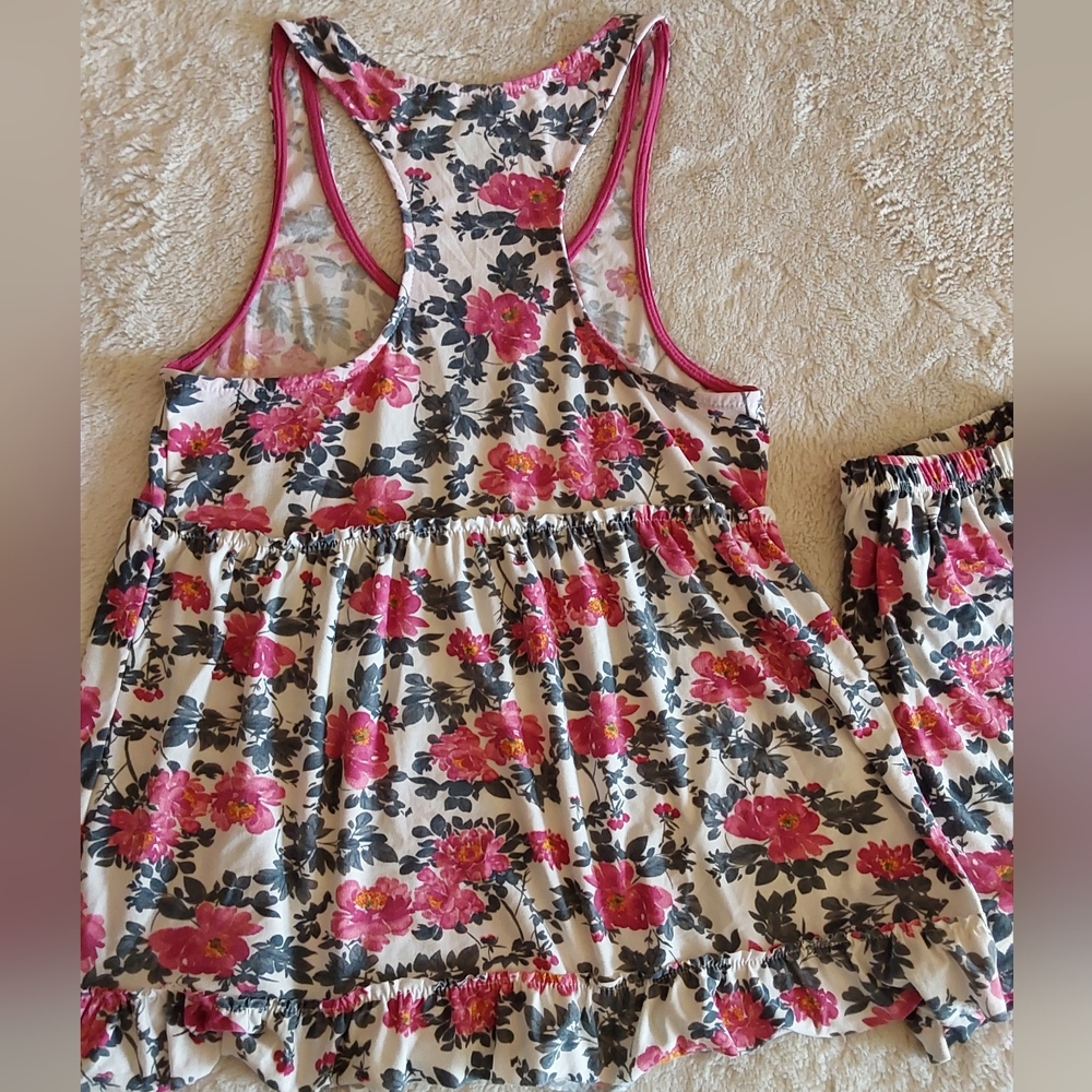 🌺 Like New Kathryn Floral Print Sleepwear Set - Picture 4 of 7